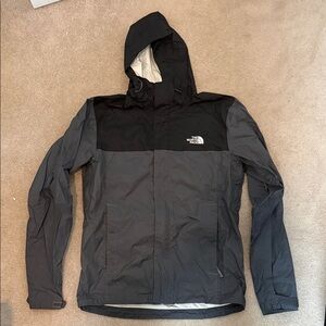 The North Face Men's Black and Dark Gray Raincoat- Small